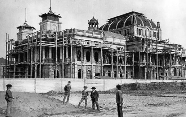 Hrvatsko narodno kazalište (HNK) 1894. godine, izgradnja